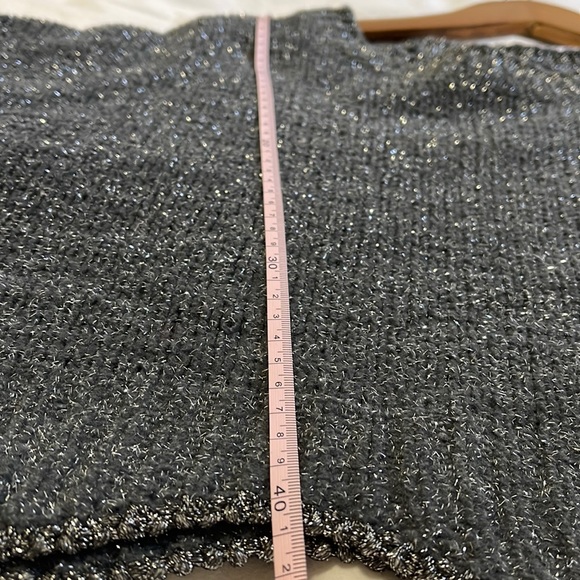 Zara Crop Sweater - Picture 6 of 7